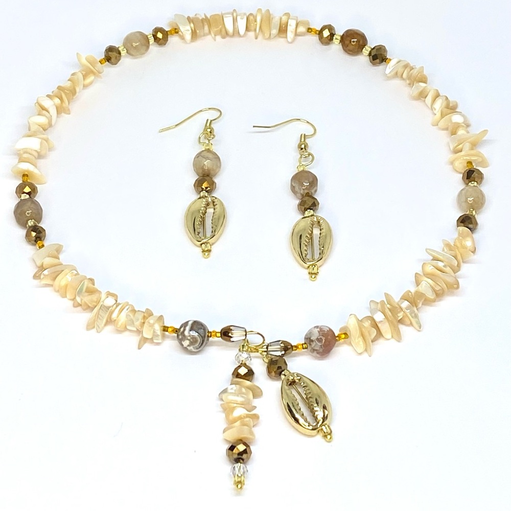 Fresh water Pearl open ended choker set